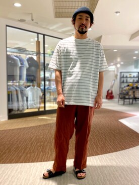 「URBAN RESEARCH DOORS（アーバンリサーチドアーズ）のハードマンズリネン 2タックトラウザー（その他パンツ）」を使った、uchiyamadaさん（メンズ・165cm）の春コーディネート