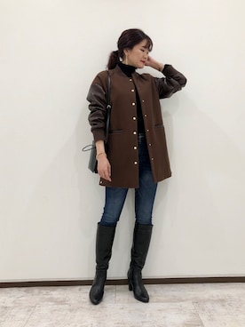 「スキニーデニム」｜「アイテム（スタジャン）」を使った、mai＿Andemiuさん（レディース・163cm）の秋コーディネート