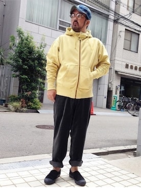「ベルベットパンツ」｜tinyworldさん（メンズ・173cm）の秋コーディネート