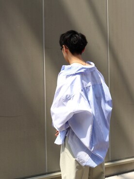 「LEMAIRE（ルメール）のアイテム（パンツ）」を使った、Keishiro Hidaさん（メンズ・179cm）の春コーディネート