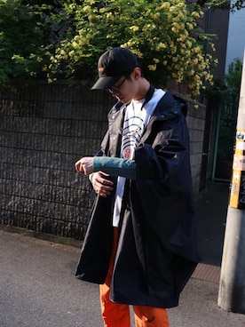 「KIKO KOSTADINOV（キコ コスタディノフ）のアイテム（パンツ）」を使った、Keishiro Hidaさん（メンズ・179cm）の春コーディネート