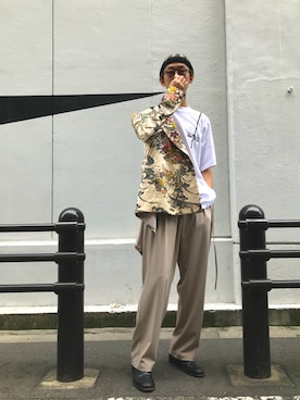 「ISSEY MIYAKE（イッセイミヤケ）のアイテム（帽子）」を使った、Keishiro Hidaさん（メンズ・179cm）の夏コーディネート