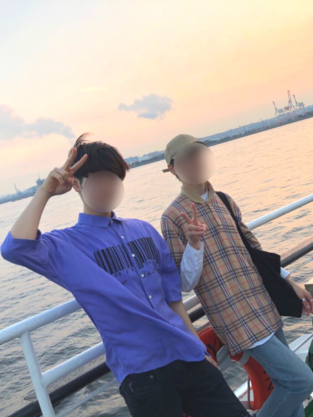 「おしゃれさんと繋がりたい、キレイめ、オーバーサイズ」｜「SHAREEFのアイテム（シャツ/ブラウス、パープル系）」を使った、ZIRA🎭さん（メンズ・177cm）の秋コーディネートの1枚目の写真
