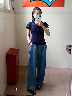 「iT（イット）のアイテム（パンツ）」を使った、我是有百宝箱的哆啦さん（レディース・164cm）の春コーディネート