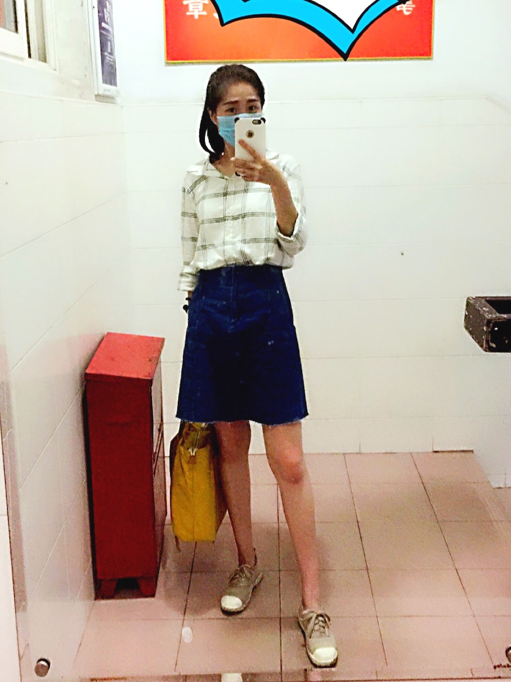 「H&Mのアイテム（シャツ/ブラウス、ホワイト系）」を使った、我是有百宝箱的哆啦さん（レディース・164cm）の春コーディネートの1枚目の写真