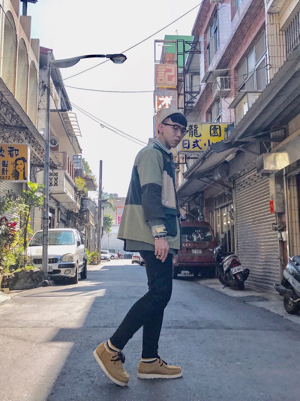 「Slightly Numbのアイテム（ジャケット/アウター、その他）」を使った、張証翔さん（メンズ・180cm）の冬コーディネートの1枚目の写真