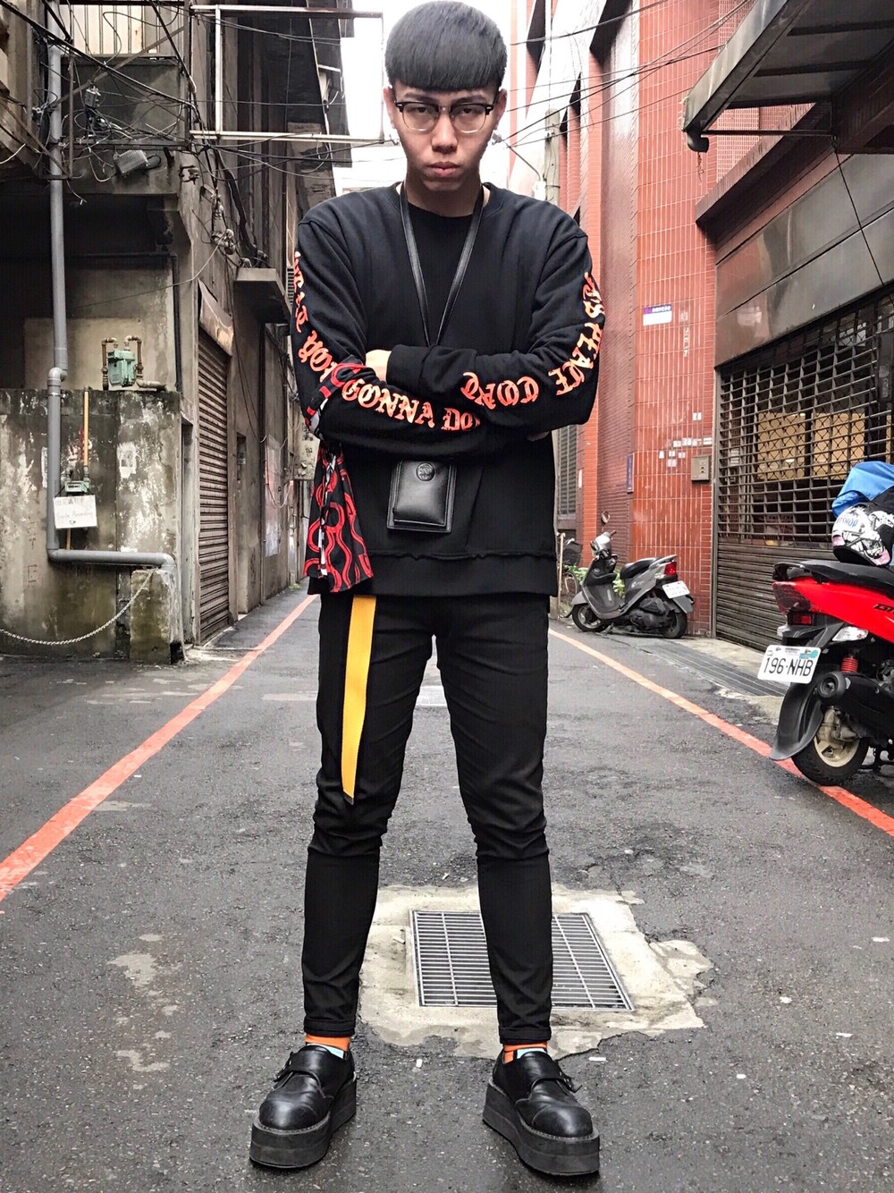 「p.coast labのアイテム（トップス、ブラック系）」を使った、張証翔さん（メンズ・180cm）の冬コーディネートの1枚目の写真