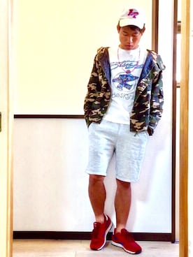 「Abercrombie&Fitch（アバークロンビーアンドフィッチ）のアイテム（帽子）」を使った、kamada ®️yusuke⊿さん（メンズ・163cm）の春コーディネート