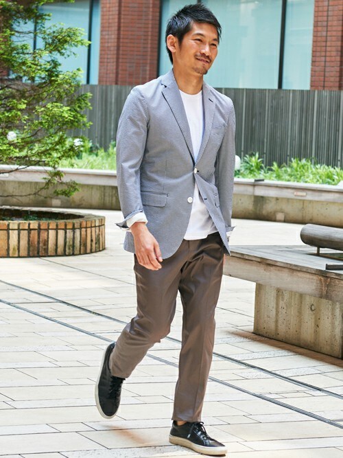 Tomorrowland 丸の内店ヒロタさんのテーラードジャケットを使ったコーディネート Zozotown