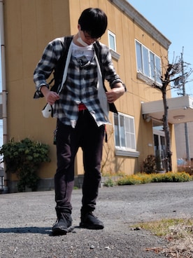 「THOM KROM（トムクロム）のアイテム（パンツ）」を使った、Keyさん（メンズ・175cm）の春コーディネート