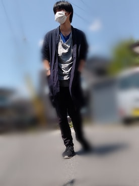 「THOM KROM（トムクロム）のアイテム（パンツ）」を使った、Keyさん（メンズ・175cm）の春コーディネート