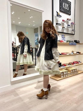 「アイテム（ブーティ、イエロー系）」を使った、WA浜松市野店さん（レディース・163cm）の秋コーディネート