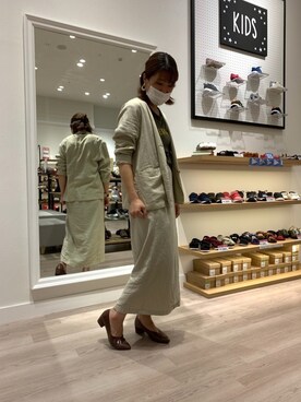 「LOWRYS FARM（ローリーズファーム）のアイテム（ノーカラージャケット）」を使った、WA浜松市野店さん（レディース・163cm）の秋コーディネート