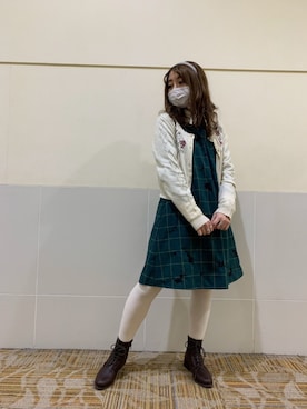 「axes femme POETIQUE（アクシーズファムポエティック）のアイテム（カーディガン/ボレロ）」を使った、WA浜松市野店さん（レディース・163cm）の冬コーディネート