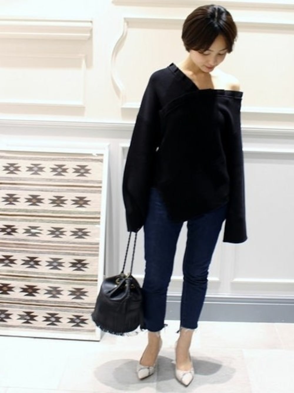 ゆーやん！！ELIN RUFFLE TRIM アシンメトリーニット ELIN（エリン）の「ELIN JERSEY RUFFLE TRIM アシンメトリーニット