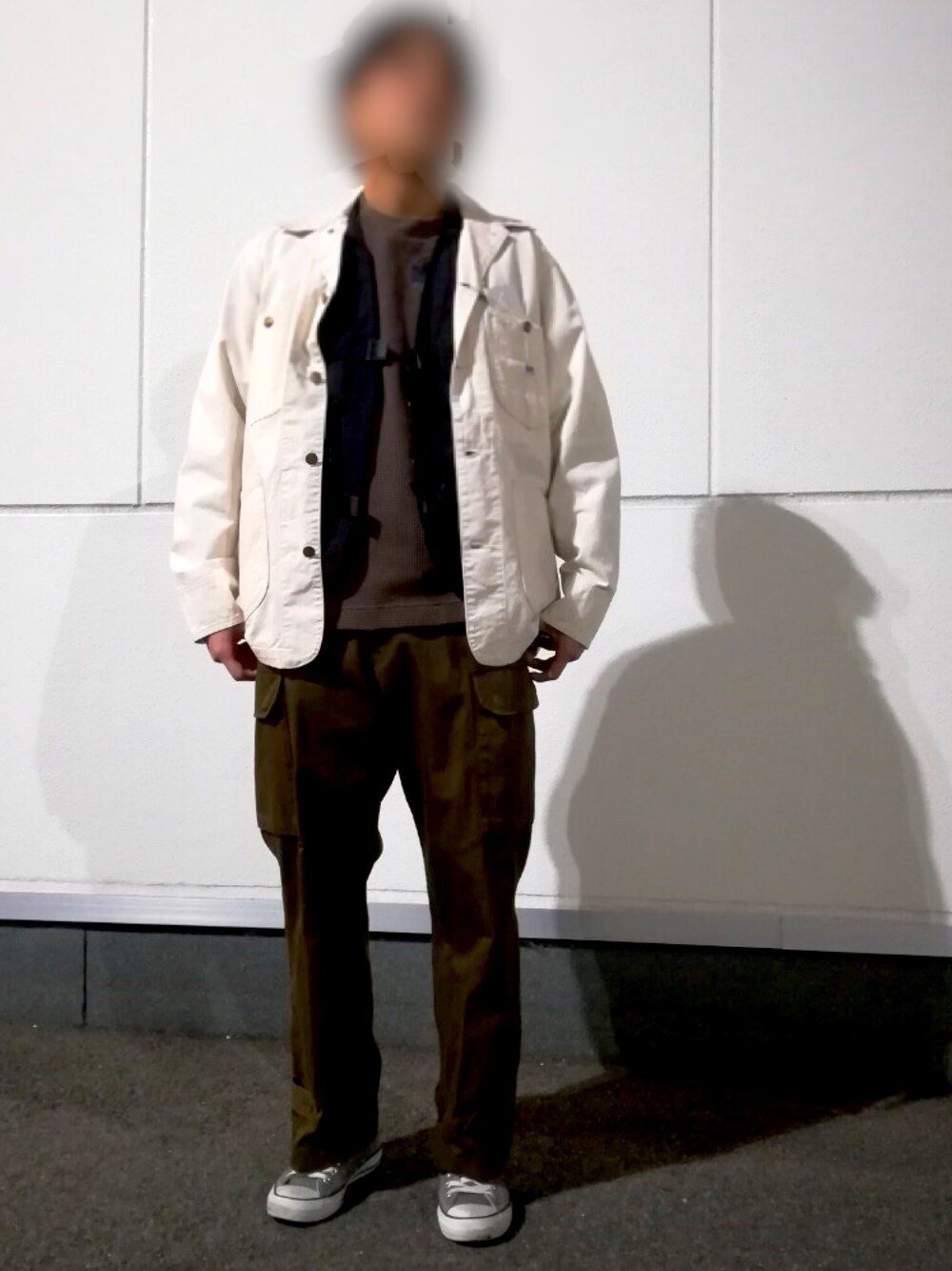 「春、オトナカジュアル、おしゃれさんと繋がりたい」｜「Leeのアイテム（ジャケット/アウター、ホワイト系）」を使った、しゅんさん（メンズ・173cm）の春コーディネートの1枚目の写真