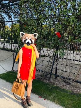 「Guess（ゲス）のアイテム（ワンピース/ドレス）」を使った、陳玉香さん（レディース・165cm）の秋コーディネート