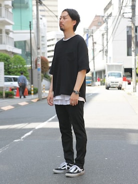 「アイテム（Tシャツ/カットソー、ブラック系）」を使った、kitazawaさん（メンズ・175cm）の春コーディネート