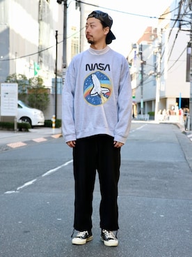 「converse」｜「アイテム（オールインワン・サロペット）」を使った、kitazawaさん（メンズ・175cm）の冬コーディネート