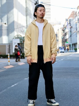 「ジップパーカ」｜「アイテム（サロペット/オーバーオール）」を使った、kitazawaさん（メンズ・175cm）の冬コーディネート