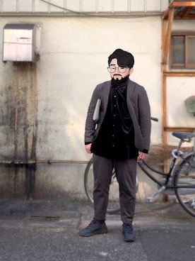 「ベロア」｜「アイテム（アナログ腕時計）」を使った、Mercyさん（メンズ・165cm）の冬コーディネート