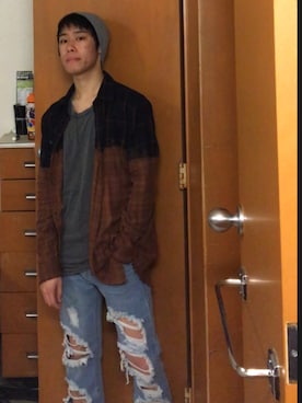 「DROP DEAD（ドロップデッド）のアイテム」を使った、Hiroichi さん（メンズ・173cm）の春コーディネート