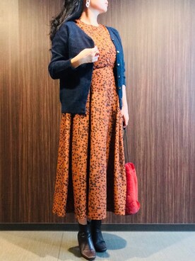 ヒョウ柄ウエストタックノースリワンピースを使った人気ファッションコーディネート Wear