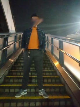 「SEVENDAYS=SUNDAY（セブンデイズサンデイ）のアイテム（デニムジャケット）」を使った、SEさん（メンズ・177cm）の春コーディネート