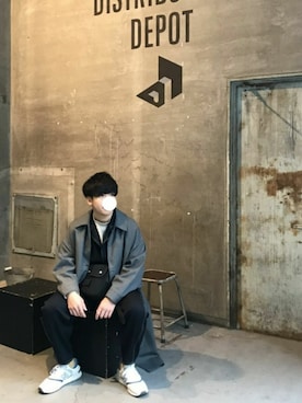 「アイテム（ステンカラーコート）」を使った、HIROさん（メンズ・172cm・20代）の冬コーディネート