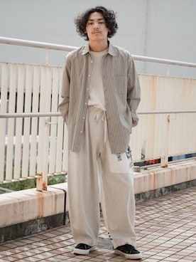 「CIAOPANIC TYPY（チャオパニックティピー）のアイテム（スウェットパンツ）」を使った、Satoshi Makimotoさん（メンズ・166cm）の春コーディネート