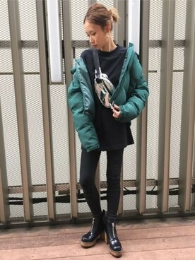 「JEANASIS（ジーナシス）のアイテム（ダウンジャケット/コート）」を使った、JEANASIS 新宿ミロード店STAFFさん（レディース・158cm）の秋コーディネート