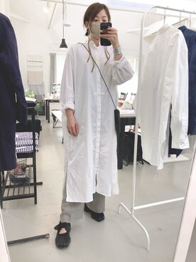 「air room productsのアイテム（シャツワンピース、ホワイト系）」を使った、こゆきさん（レディース・160cm）の夏コーディネート