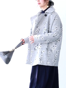 「花柄トップス」｜「アイテム（ジャケット/アウター）」を使った、ちよこさん（レディース・158cm）の冬コーディネート