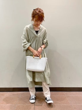 「アイテム（かごバッグ、ホワイト系）」を使った、YUKI ♪ さん（レディース・160cm）の春コーディネート