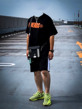 「off white」｜「アイテム（アナログ腕時計）」を使った、くすしんさん（メンズ・175cm）の夏コーディネート