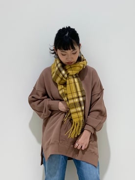 「OZOC（オゾック）のアイテム（スウェット）」を使った、sumicaさん（レディース・157cm）の秋コーディネート