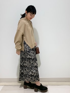 「OZOC（オゾック）のアイテム（パンプス）」を使った、sumicaさん（レディース・157cm）の秋コーディネート