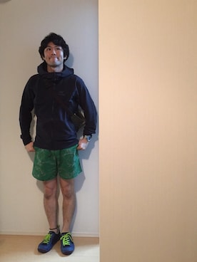 「膝上ショーツ」｜「アイテム（ジャケット/アウター）」を使った、トモッティさん（メンズ・174cm）の秋コーディネート