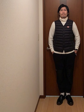 「アイテム（ダウンベスト）」を使った、トモッティさん（メンズ・174cm）の冬コーディネート
