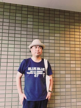 「BLUE BLUE（ブルーブルー）のアイテム（Tシャツ/カットソー）」を使った、まゆChan  さん（メンズ・170cm）の夏コーディネート