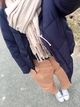 「カシミヤ」｜「アイテム（チノパンツ）」を使った、Nさん（レディース・164cm）の冬コーディネート