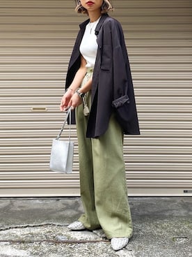 「ビッグシャツ」｜「アイテム（パンプス）」を使った、Hinechiさん（レディース・158cm）の冬コーディネート