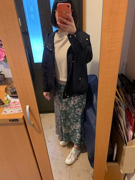 「FRAMeWORK（フレームワーク）のアイテム（マウンテンパーカー）」を使った、まろんさん（レディース・160cm）の春コーディネート