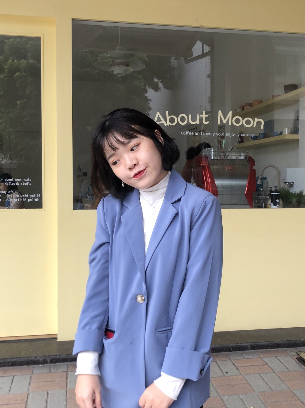 「girl、ootd、cafe」｜「NOのアイテム（その他アウター、ブルー系）」を使った、aa09632567500さん（レディース・157cm）の冬コーディネートの1枚目の写真
