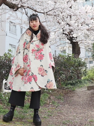 Simone Rochaのカチューシャを使った人気ファッションコーディネート