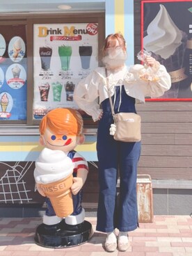「mline（エムライン）のアイテム（オールインワン・サロペット）」を使った、pompom7nさん（レディース・164cm）の春コーディネート