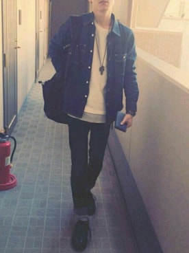 「WORLD WORKERS（ワールドワーカーズ）のアイテム（トップス）」を使った、かいさん（メンズ・170cm）の冬コーディネート