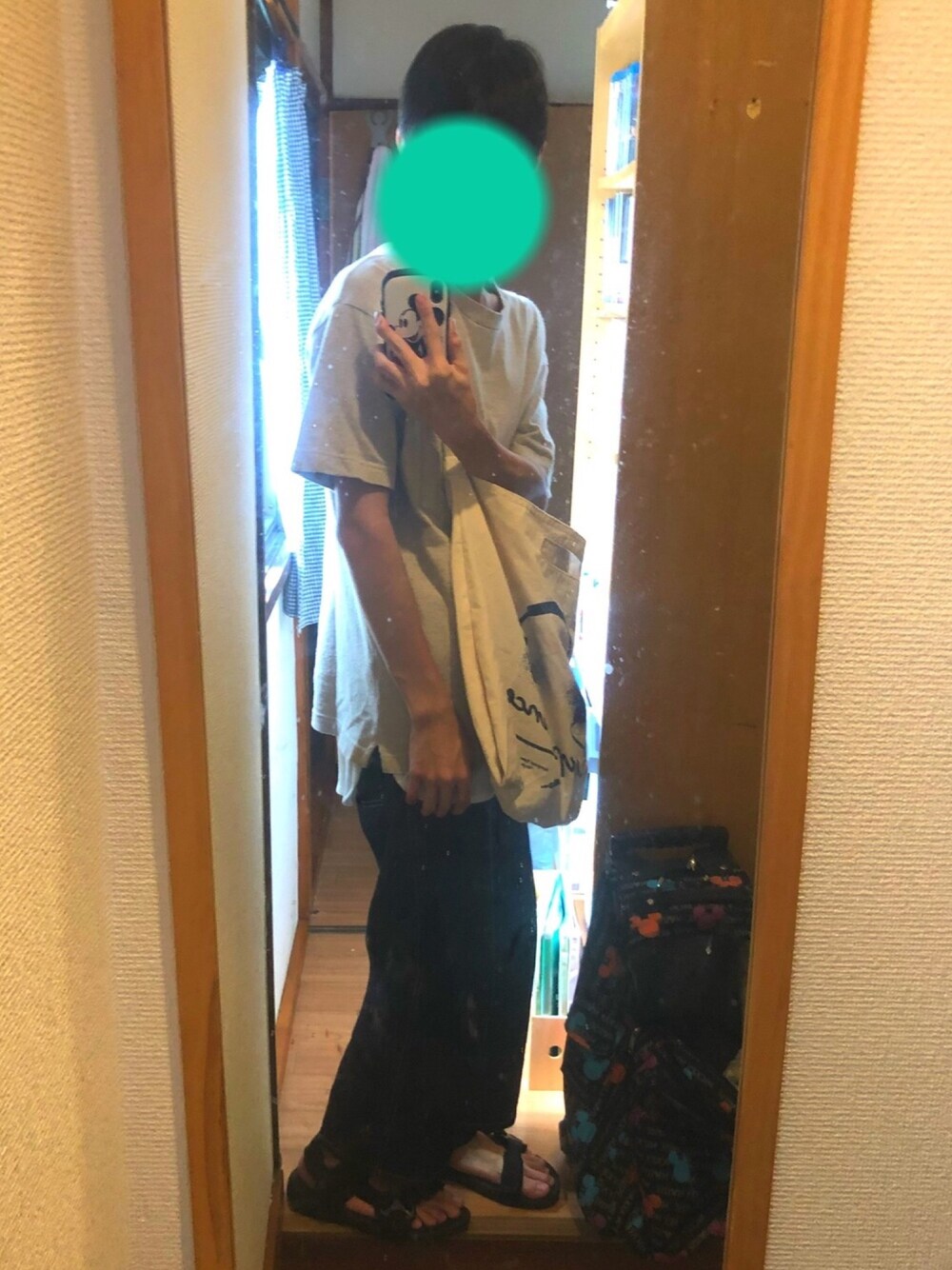 「UNIQLOのMEN ビッグシルエットポケ付きT（半袖）（Tシャツ/カットソー、ホワイト系）」を使った、asagi.comraさん（メンズ・166cm）の夏コーディネートの1枚目の写真