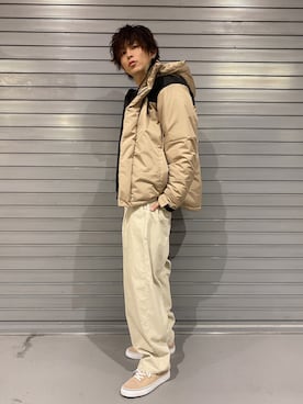 「WEGO（ウィゴー）のアイテム（ダウンジャケット/コート）」を使った、西村智也さん（メンズ・178cm）の秋コーディネート