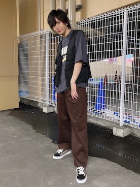 「WEGO（ウィゴー）のアイテム（シューズ）」を使った、西村智也さん（メンズ・178cm）の春コーディネート